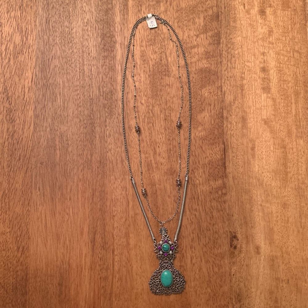 Unique turquoise, crystal and silver-finish necklace - Picture 3 of 3